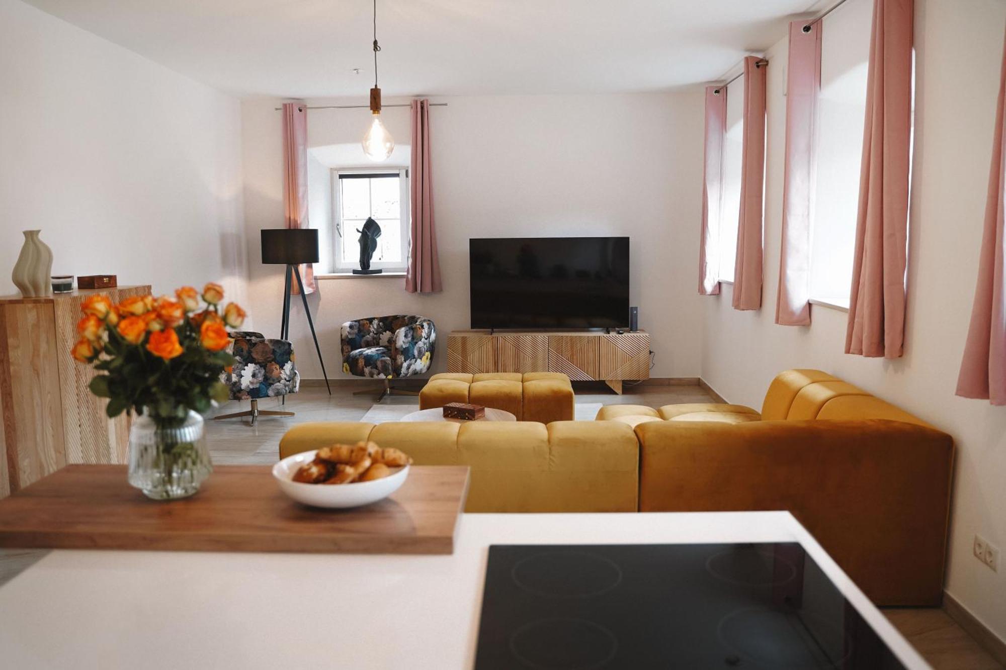 Black Horse Family Apartment - Barrierearm - Pfotenglueck - Familienzeit By Loewenherz Homes Stephanskirchen Екстер'єр фото